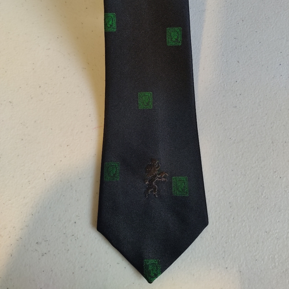 Vintage Styles by Melville All Silk Neck Tie NY